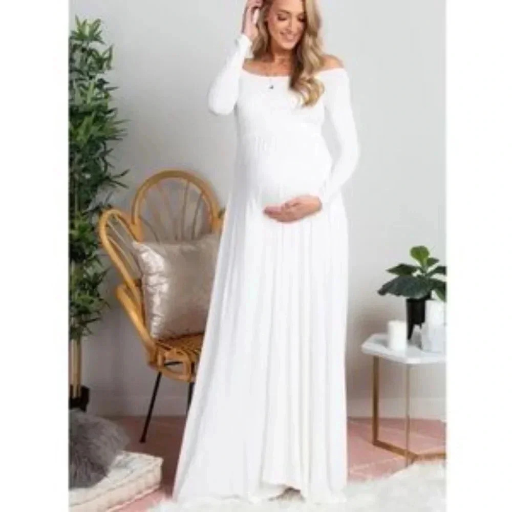 NEW*PinkBlush Off Shoulder long sleeve maxi 💕